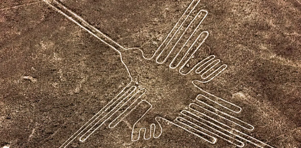 Perú reduce área protegida de las Líneas de Nazca