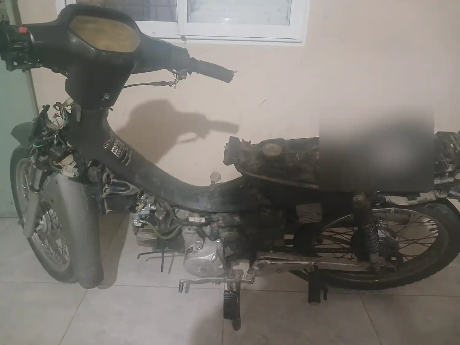 Lehmann: la policía intentó identificar a sospechosos, huyeron y descartaron una moto