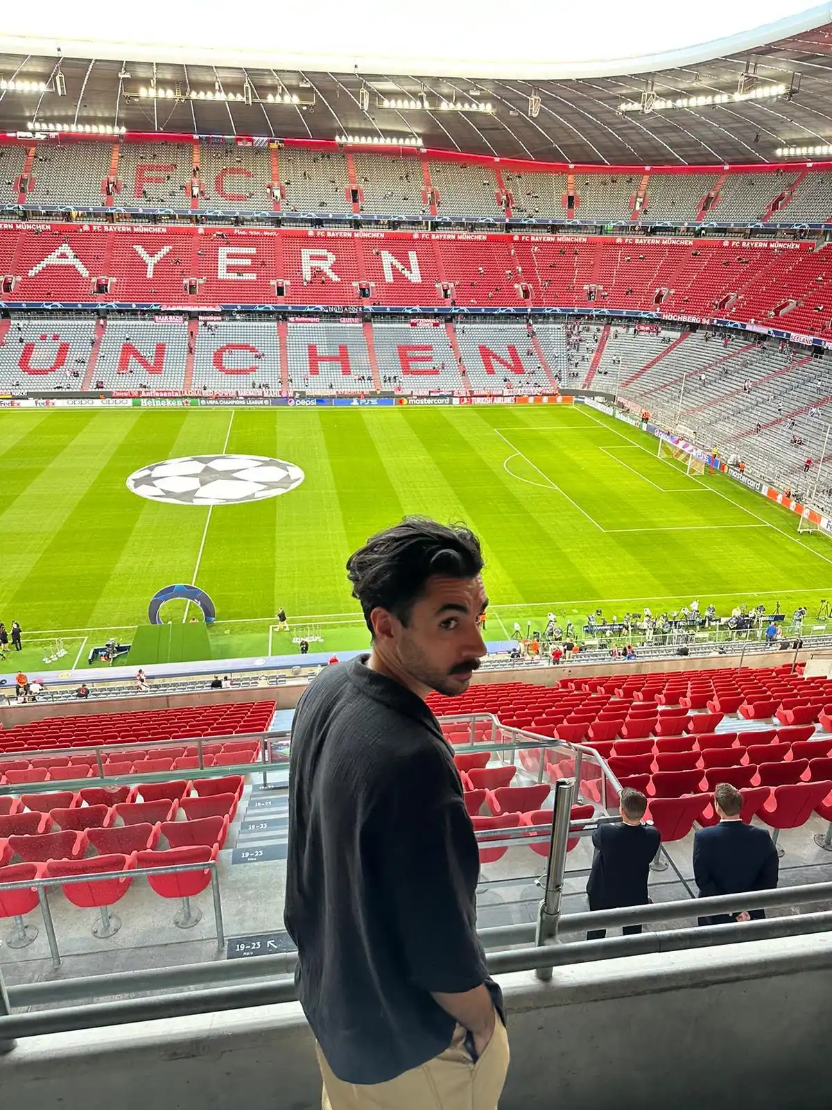 Del vestuario de cine a fabricar camisetas de River en Alemania, el camino del tandilense Marcos Martínez