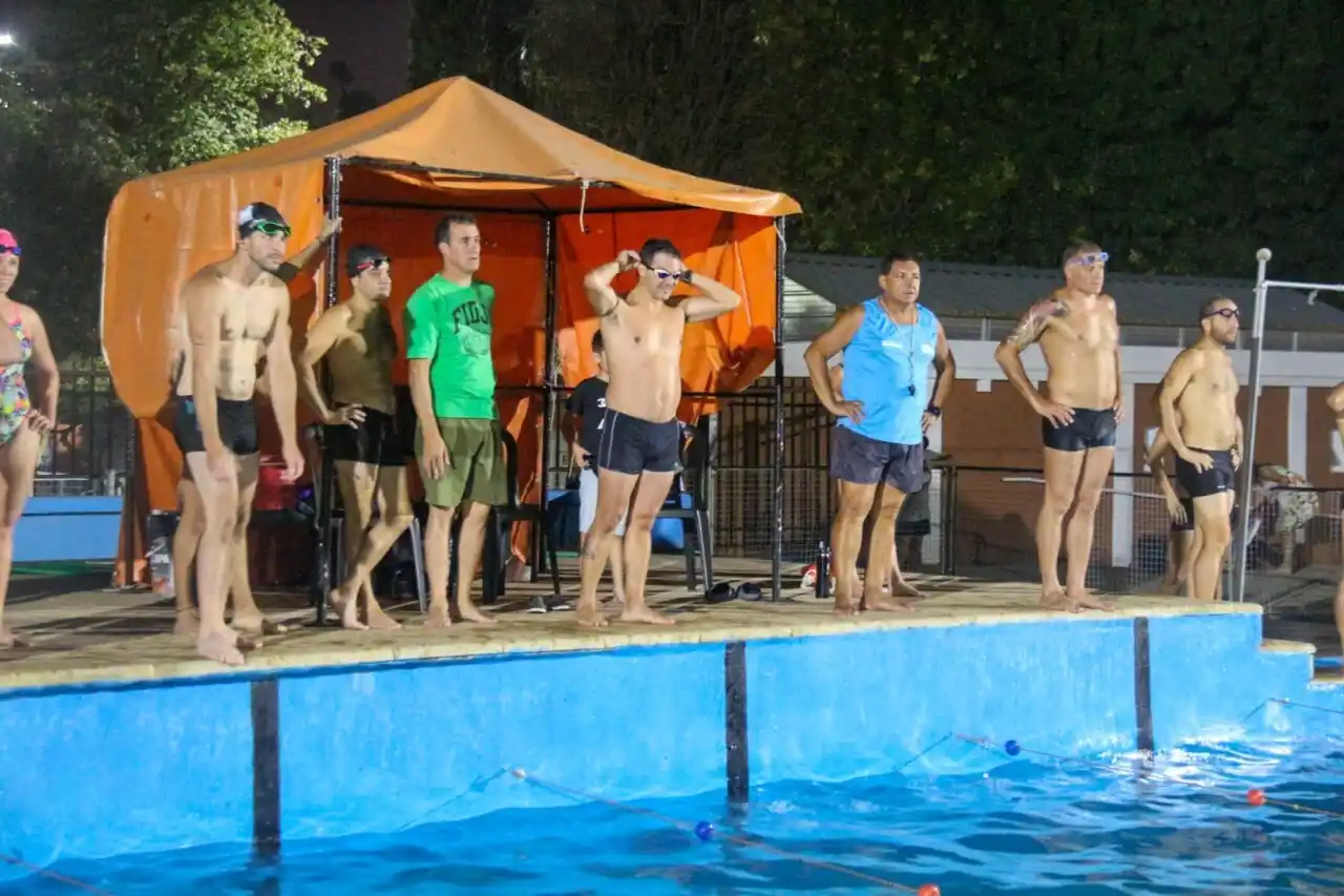 La temporada acuática concluyó con la segunda posta nocturna