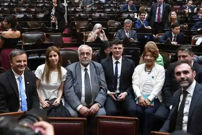 Poroteo en el Senado: leve ventaja oficialista