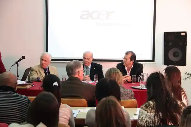 La UCU distinguió a Raúl Altman