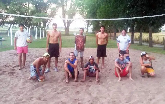 Se desarrolló con éxito un torneo de voley en el Parque Municipal