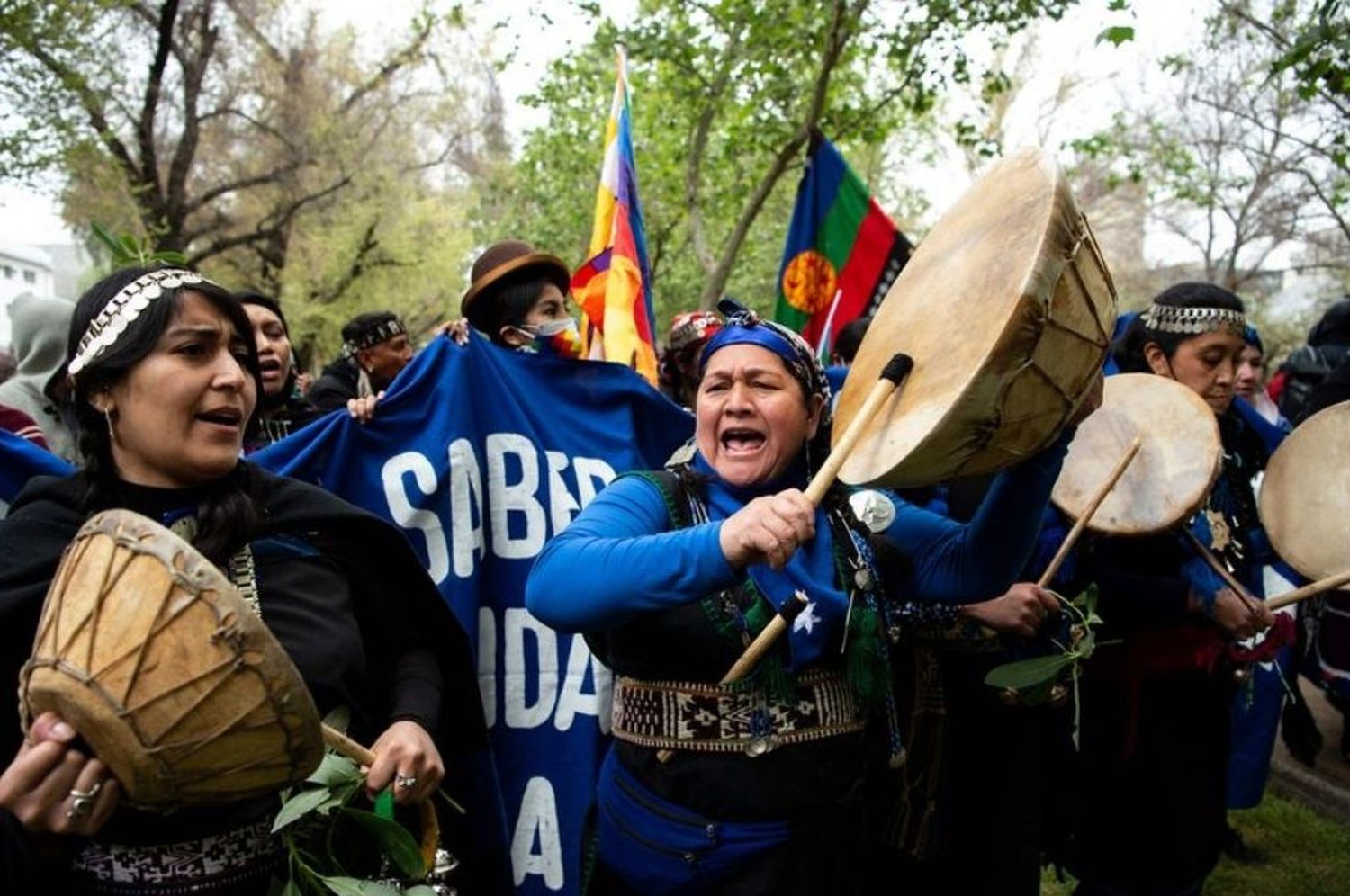 Chile decreta estado de sitio y militariza la zona en conflicto con los mapuches