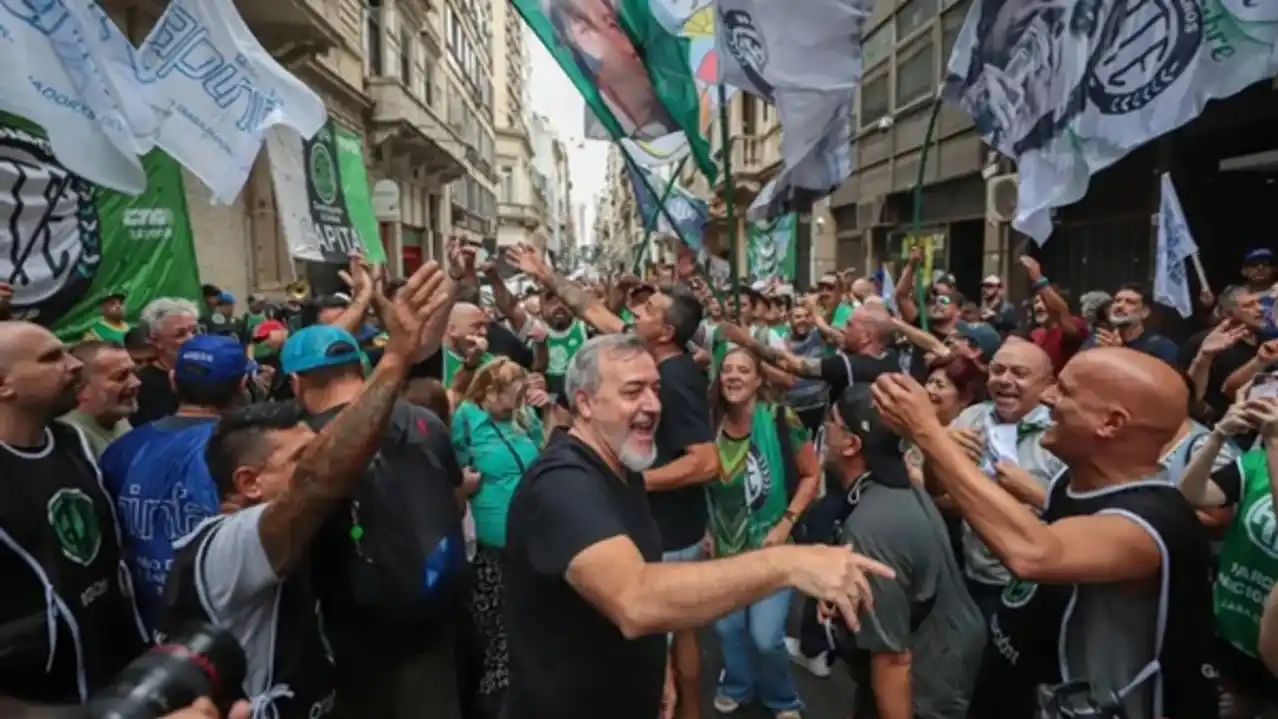 El titular de ATE planteó manifestaciones en provincias