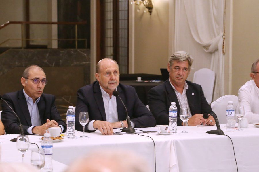 Perotti se reunió en Rosario con representantes del sector agropecuario