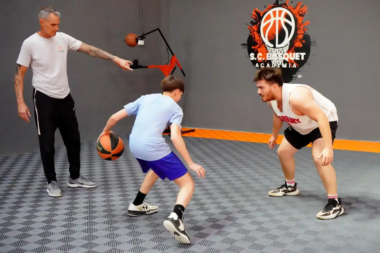 Santiago Cuñado, en su Academia. En SC Básquet, se realizará el Torneo de Verano 3x3