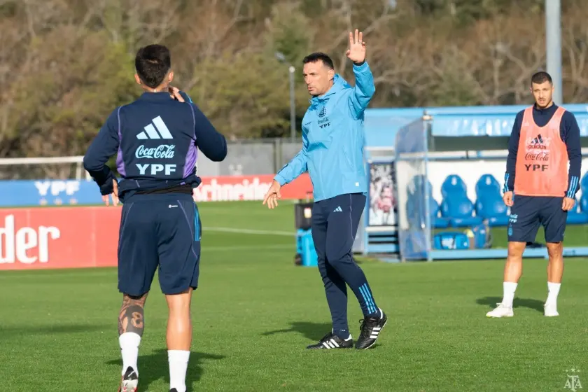 La Selección Argentina tuvo su primer entrenamiento en el país a días del comienzo de Eliminatorias