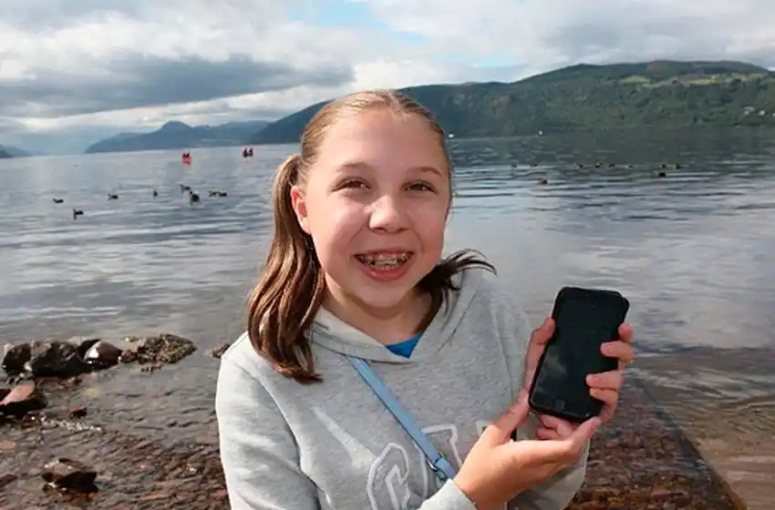 Una nena capturó la mejor foto del Monstruo del Lago Ness en años