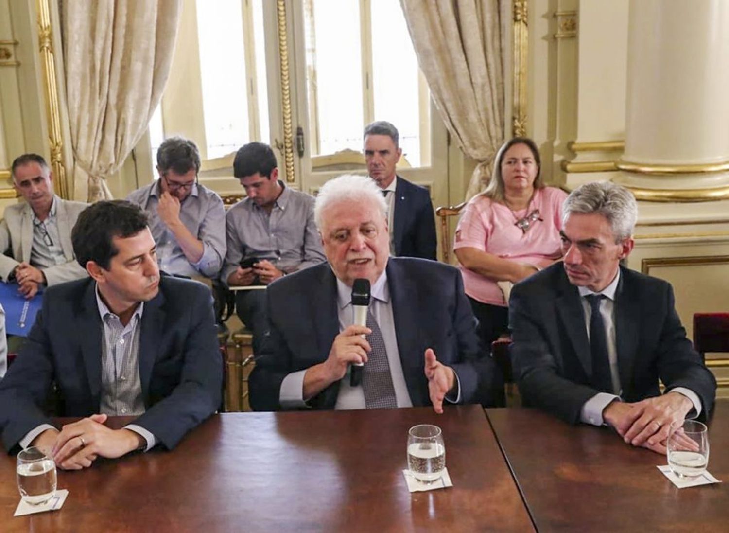 Confirmaron seis nuevos casos de coronavirus y suman ocho