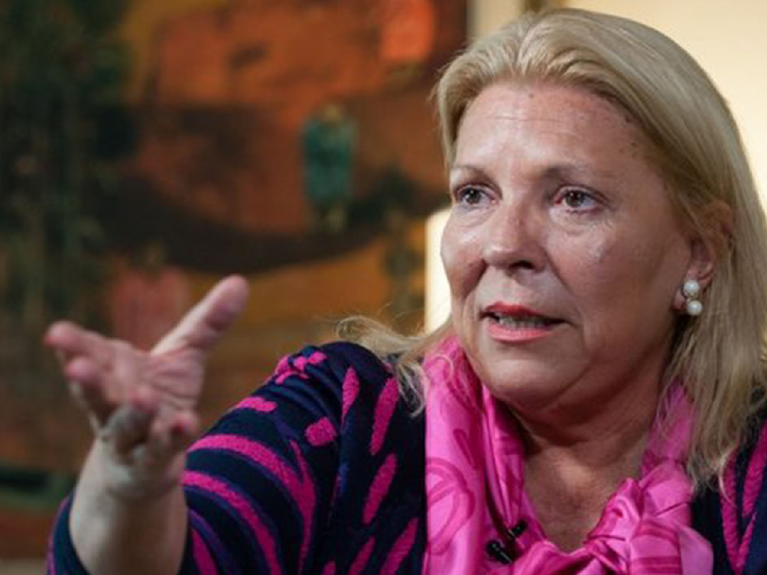 Carrió ve "personas adictas" en La Cámpora