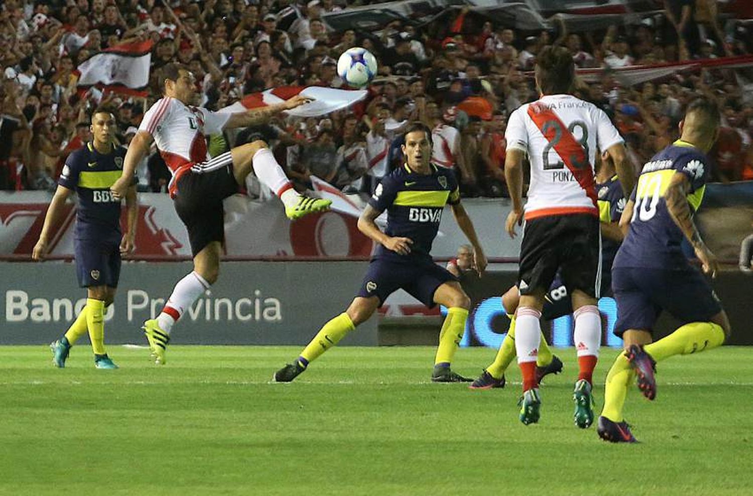 River - Boca, el plato fuerte del deporte en el verano de la ciudad