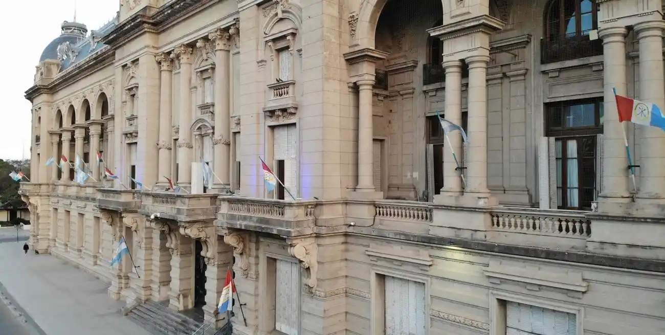 El Estado provincial apuesta a la modernización de sus trámites. Foto: Luis Cetraro.