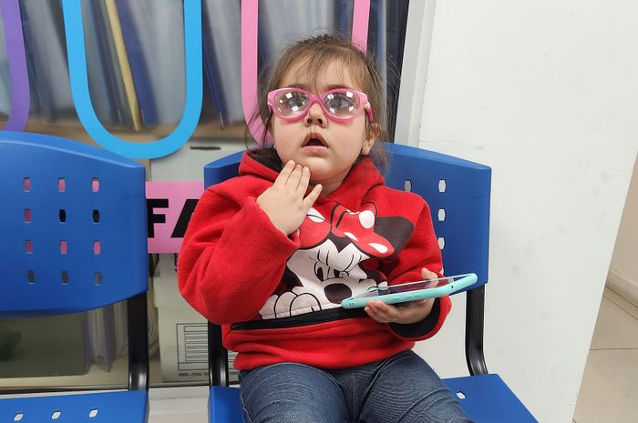 Una pequeña rafaelina necesita una costosa operación para recuperar la vista: "Le va a cambiar la vida a mi hija" - 3