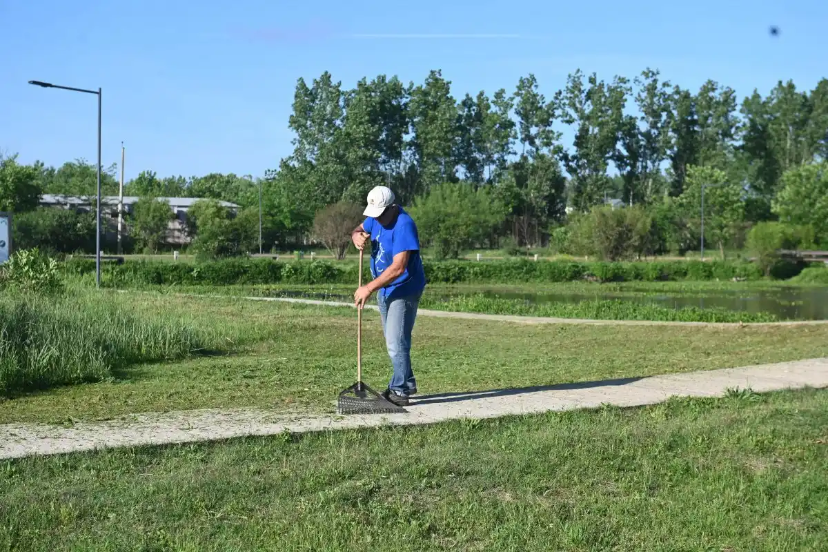 Se intensifican los trabajos de mantenimiento en espacios verdes