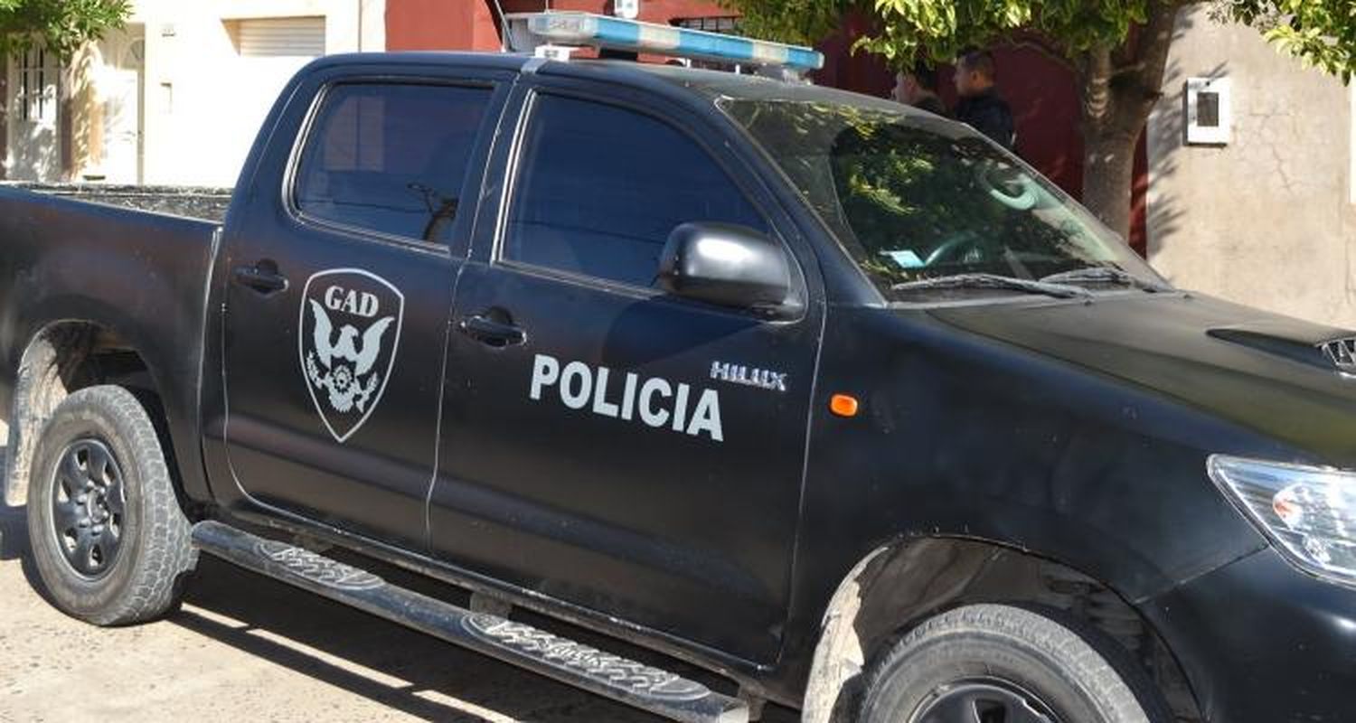 Allanamientos de urgencia y aprehendidos en el parte policial