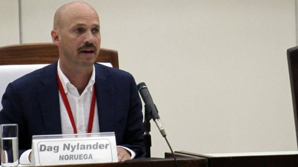 Diplomáticos noruegos visitan Venezuela para chequear situación sanitaria y política
