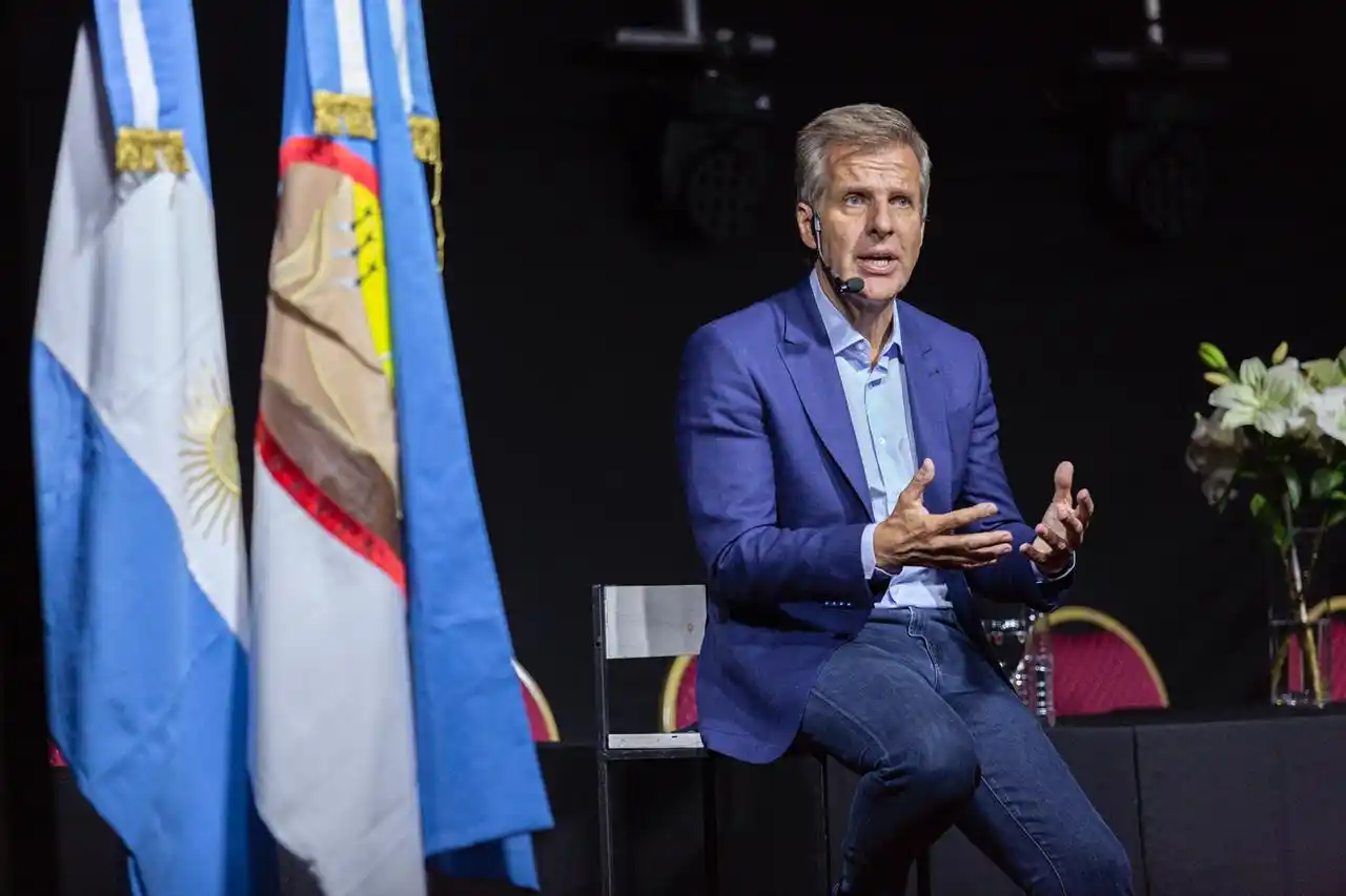 Redrado: «Hoy, los dólares de los argentinos están y no hay ningún motivo para un corralito»