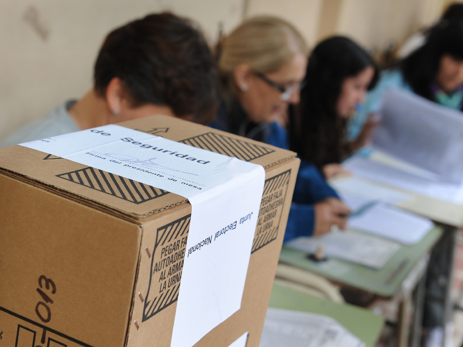 Habrá multas de $100 a quienes no voten en las generales