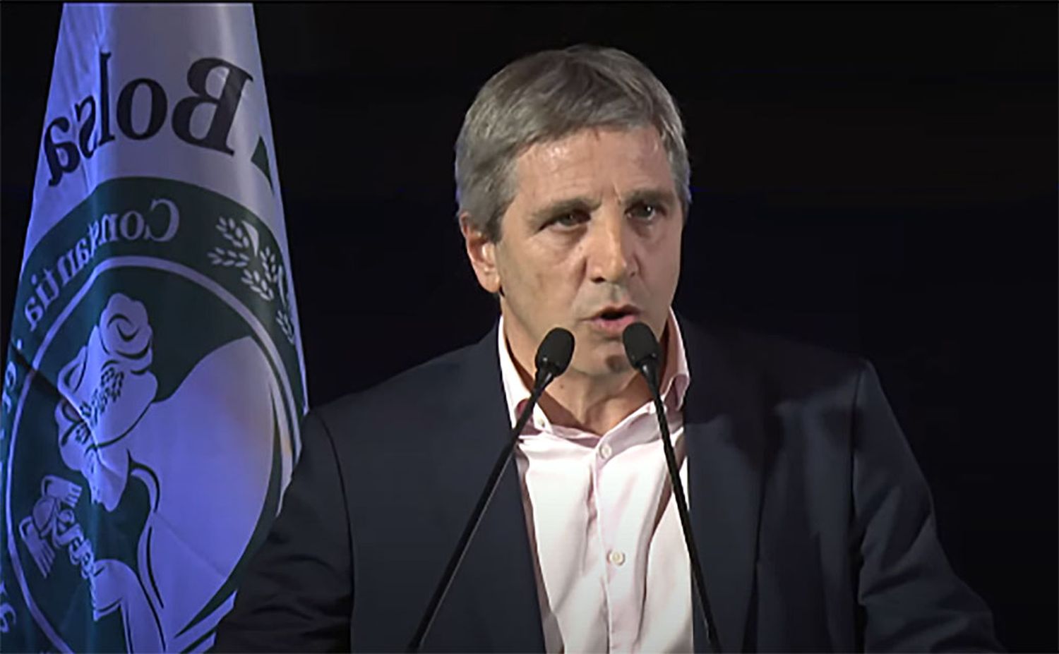 Luis Caputo, ministro de Economía.