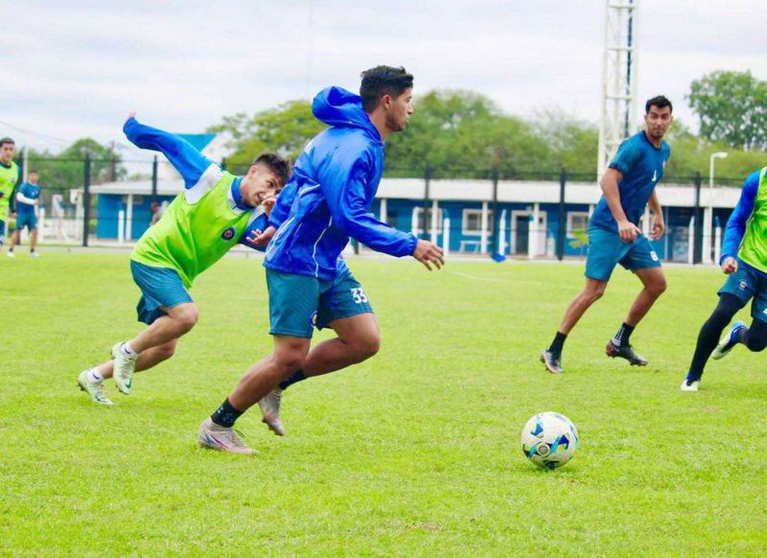 Sol de América se presenta
en Corrientes ante Boca Unidos