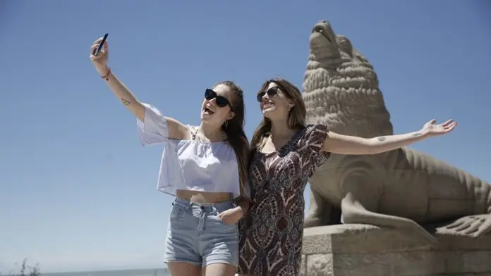 Turistas en Mar del Plata