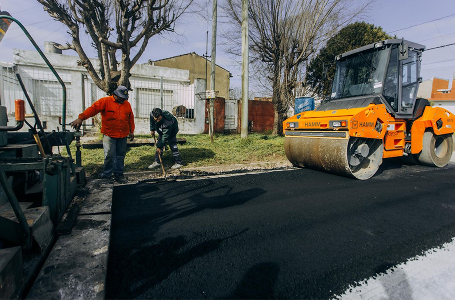 Llevan adelante obras de pavimentación en el barrio Cerrito Sur