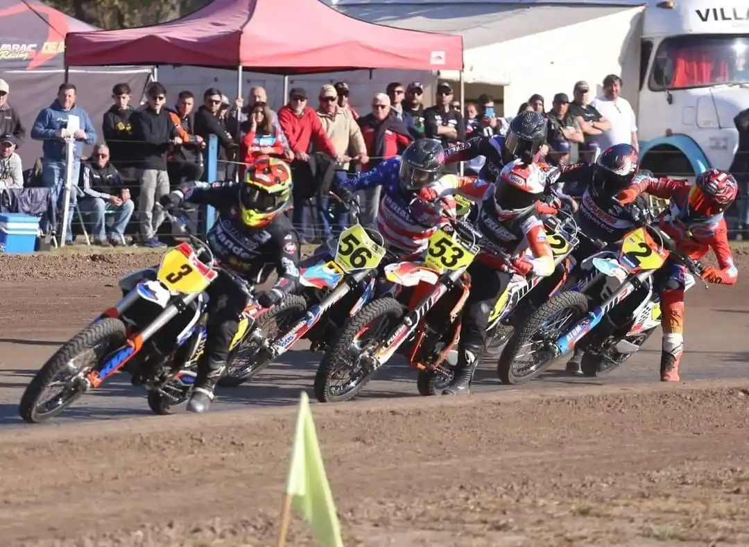 FIERRO A LA TABLA: Destacada actuación del equipo Hauscarriaga en Santa Fe