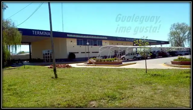 Se levantó el paro de colectivos de larga distancia
