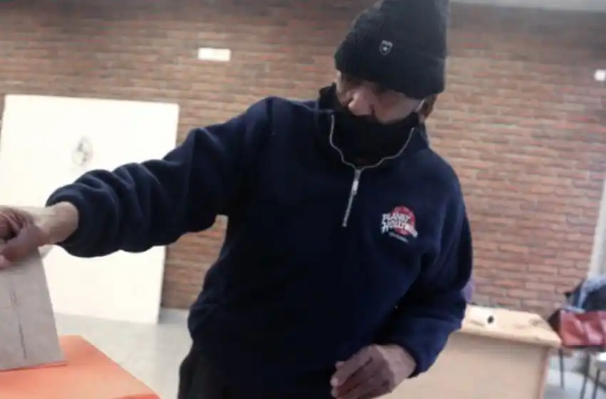 Alta concurrencia a las elecciones internas del Frente Amplio uruguayo