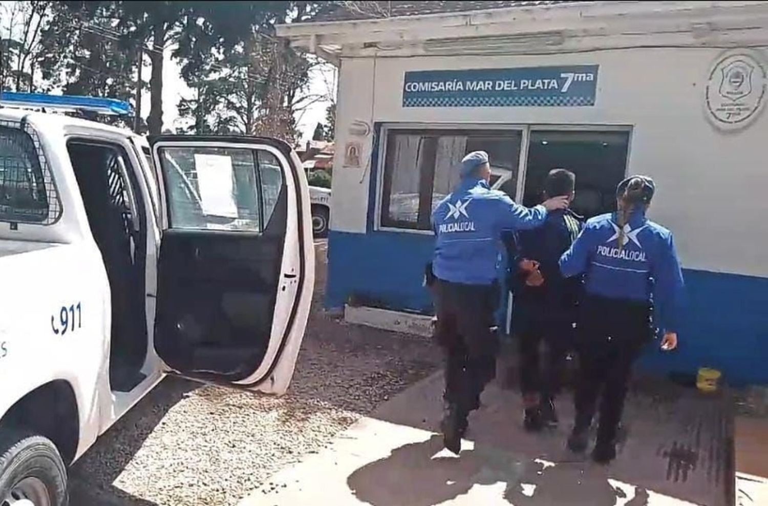 Robó en dos comercios de la misma cuadra e intentó asaltar un tercero