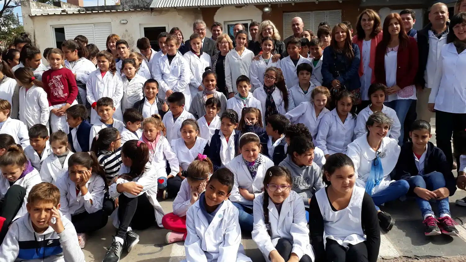 Inauguraron obras en la Escuela 6403 de Esperanza
