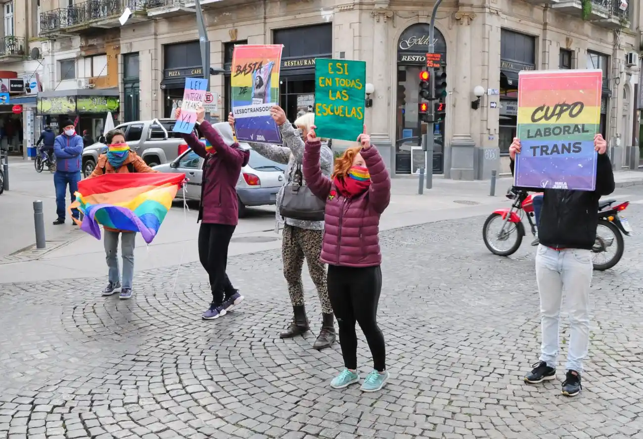 En seis esquinas de Tandil pidieron por una ciudad con mayor inclusión