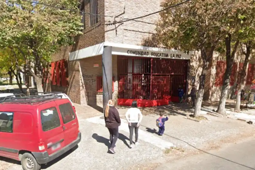 Una escuela de zona oeste suspendió las clases tras recibir una nota amenazante