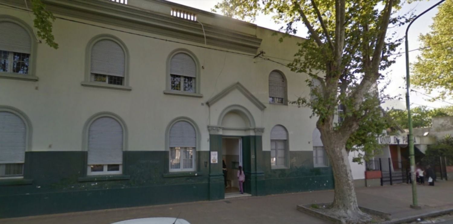 En el segundo día de clases, confirmaron primer caso de coronavirus en escuela de La Plata
