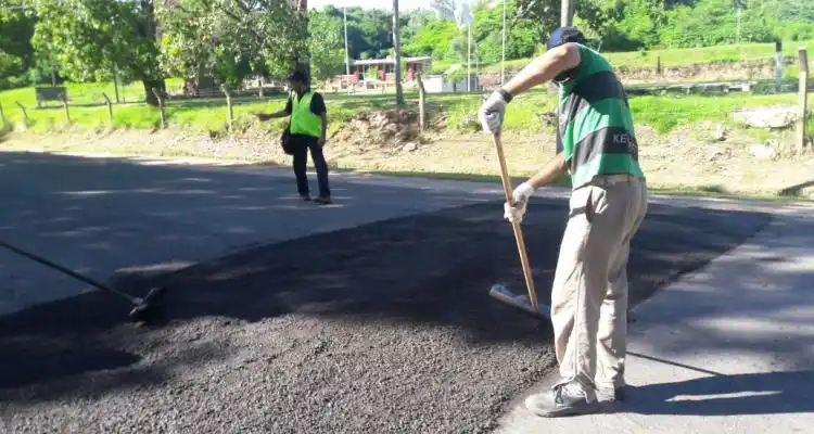 Avenida Costanera: Construyen nuevas “lomas de burro”