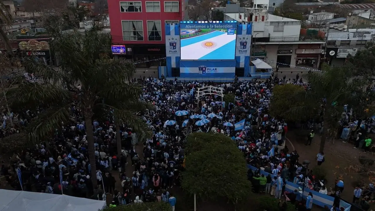 Desde las 16 horas se podrá ver el partido en pantalla gigante.