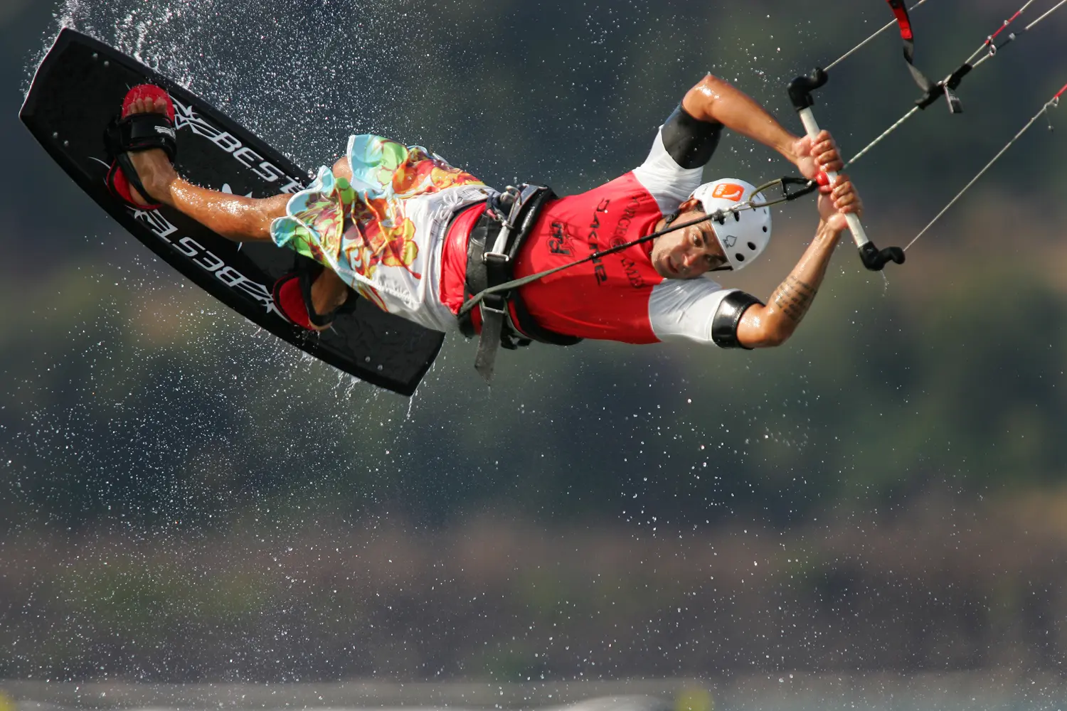 Monte Hermoso: Tour Argentino de Kite y Rugby Playero el fin de semana