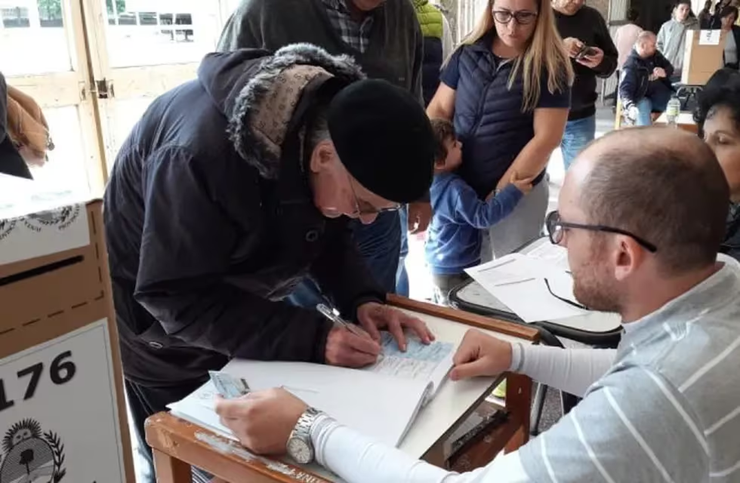 Balotaje presidencial: las indicaciones de la Justicia Electoral bonaerense a los delegados electorales