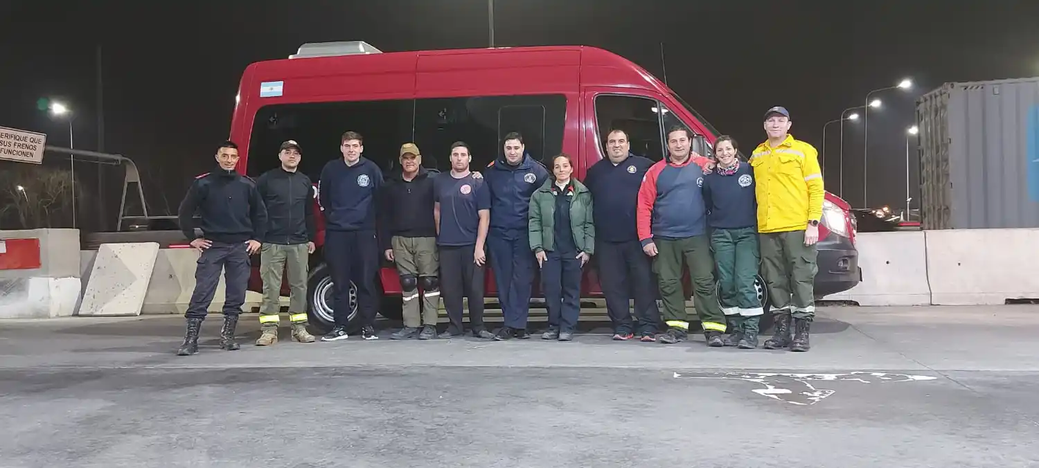 Fueron convocados Bomberos Voluntarios de Chascomús para combatir los incendios del Delta del Paraná