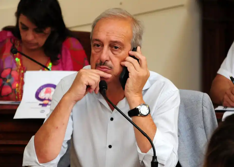 El oficialismo consulta al Ejecutivo por el proyecto que frena la suba del alumbrado