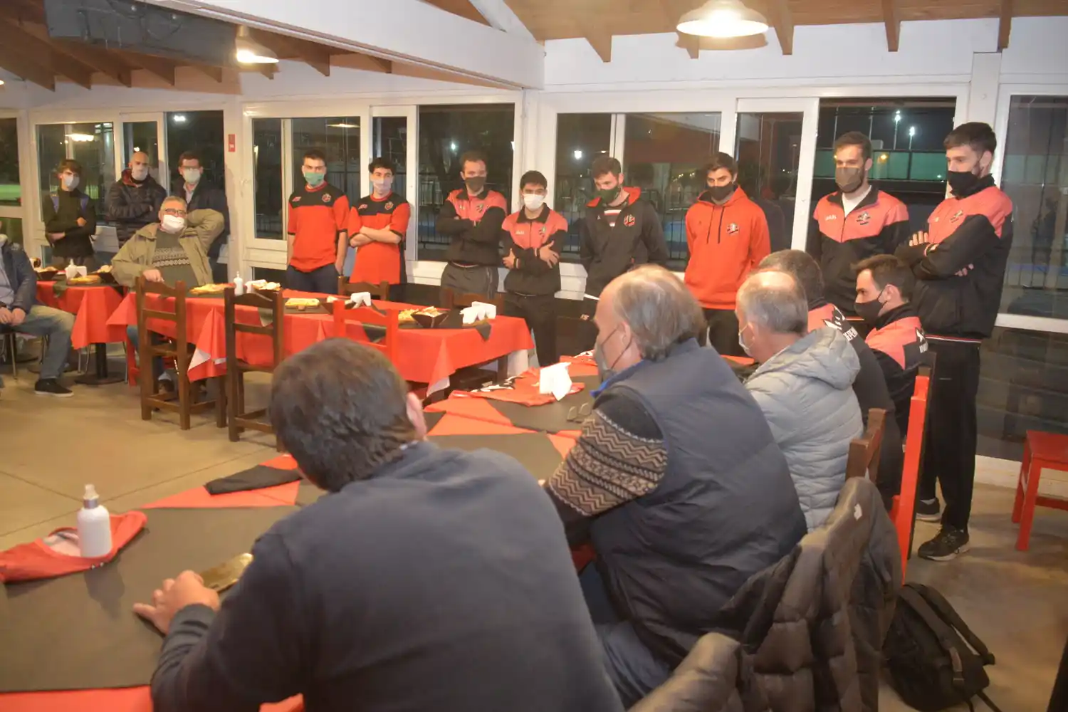 Independiente, a cuatro días del debut.