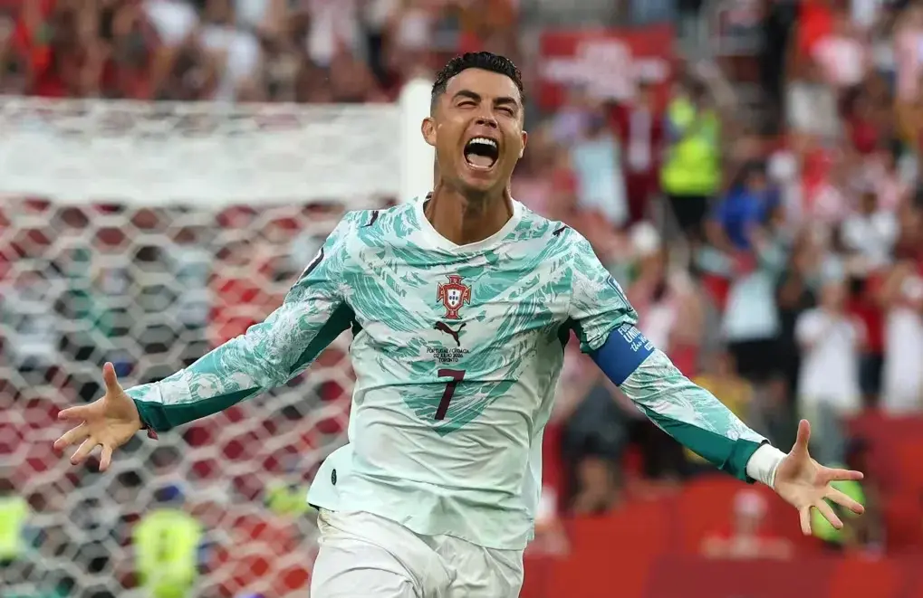 Portugal remontó sobre la hora ante Croacia y se enfrentará a España en octavos de final