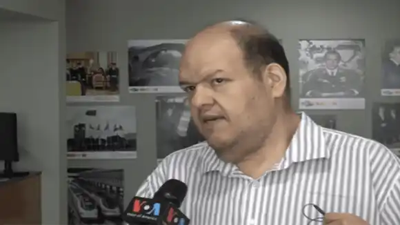 Periodista Fran Monroy recibió citación de autoridades por comentario en sus redes sociales y considera retirarse «un rato»