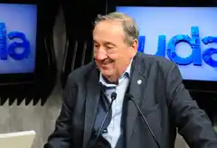 Lunghi celebró los anuncios  del Presidente y el Gobernador