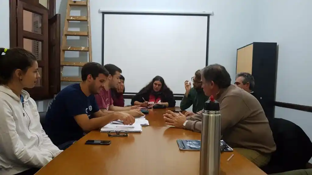 El Municipio se reunió con los universitarios por las condiciones del boleto educativo 