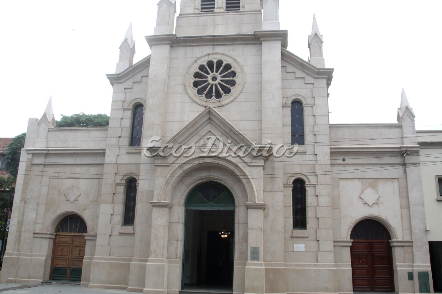 Últimos trabajos. Frente de la parroquia Del Carmen