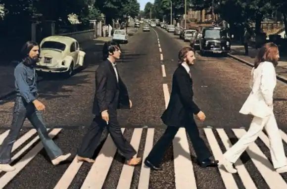 Confirmaron a los actores que interpretarán a los Beatles en sus biopics: quiénes son