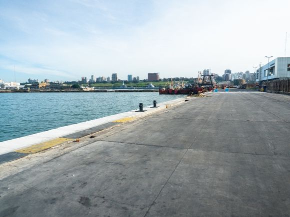 Finalizaron las obras de mejoras en el frente de amarre de la Escollera Norte: invirtieron más de 72 millones