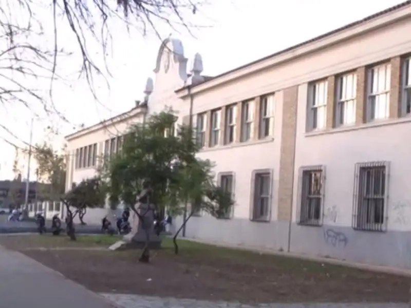 Normal fue una de las escuelas que suspendió las clases para realizar una jornada pedagógica de reflexión.